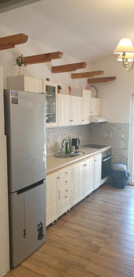Garden Apartmant Near Sea Kotor Ngoại thất bức ảnh