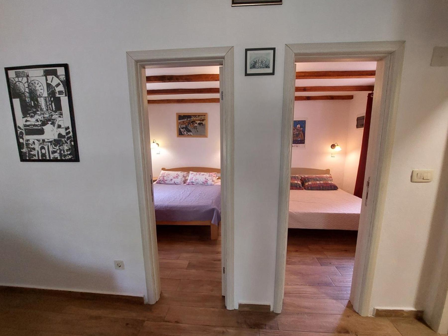 Garden Apartmant Near Sea Kotor Ngoại thất bức ảnh