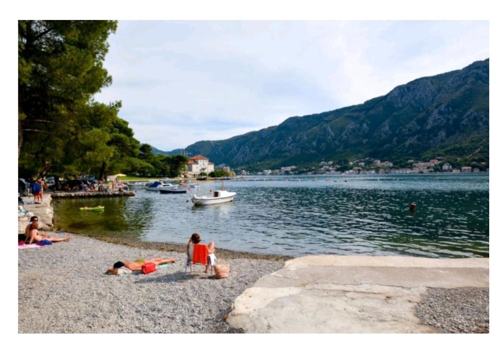 Garden Apartmant Near Sea Kotor Ngoại thất bức ảnh