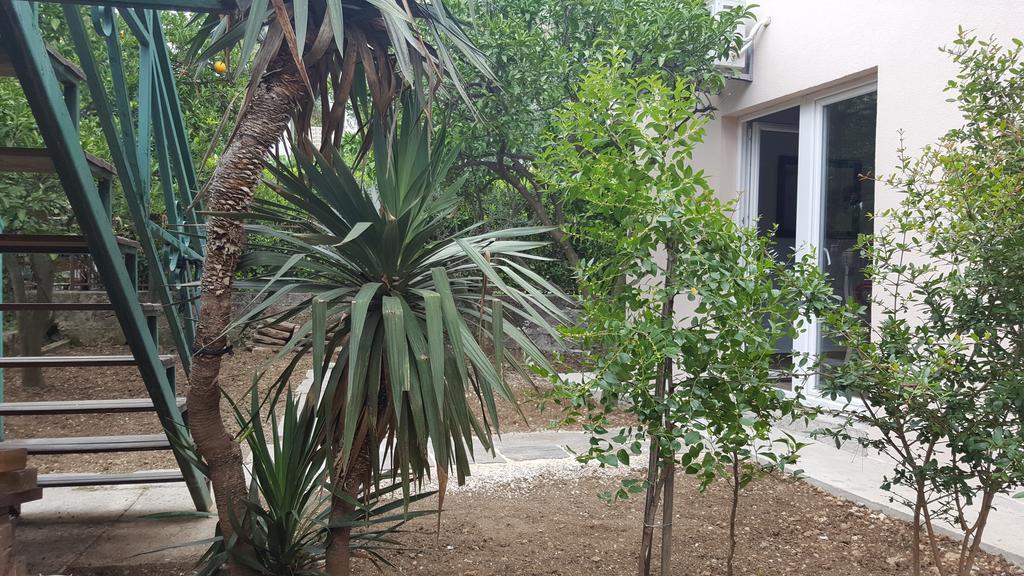 Garden Apartmant Near Sea Kotor Ngoại thất bức ảnh